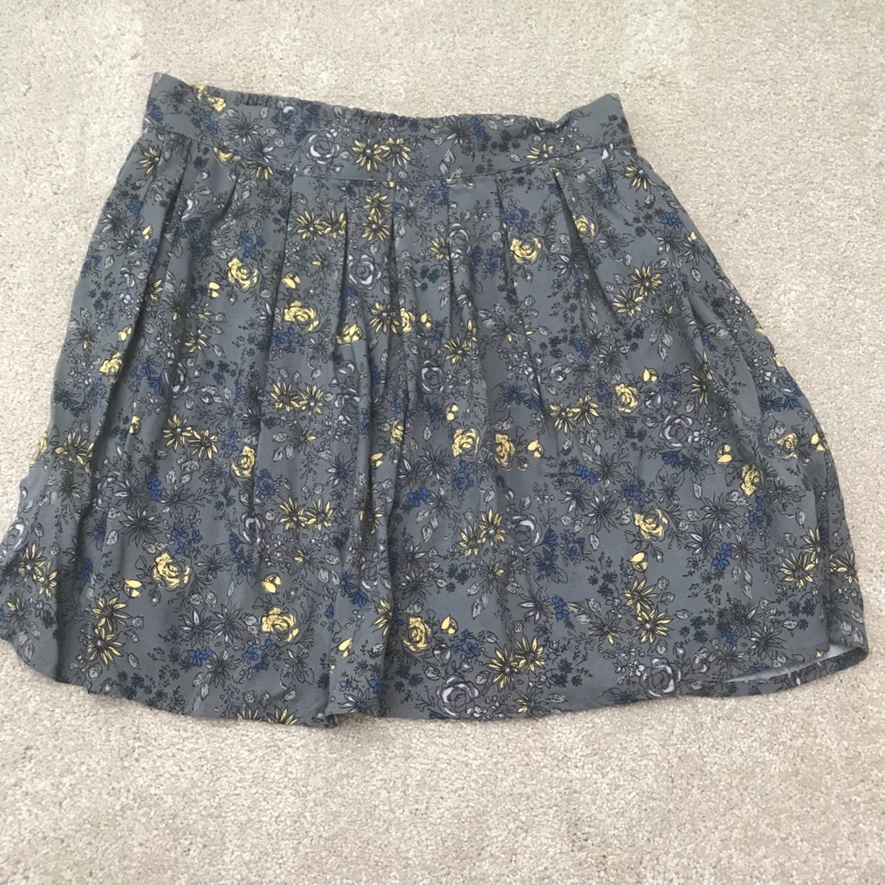 Grey floral skirt
